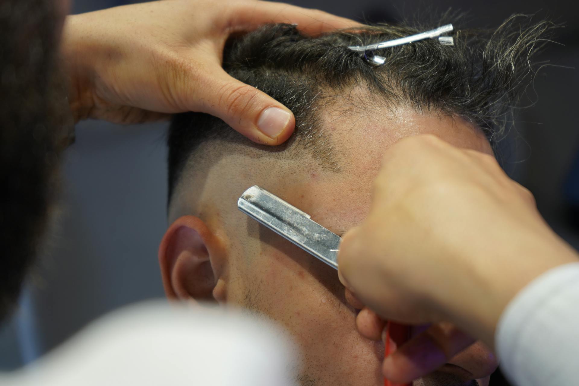Coupe + barbe, ciseau et machine